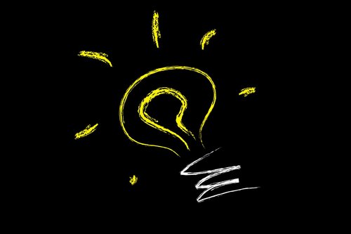 Gezeichnete Glühlampe