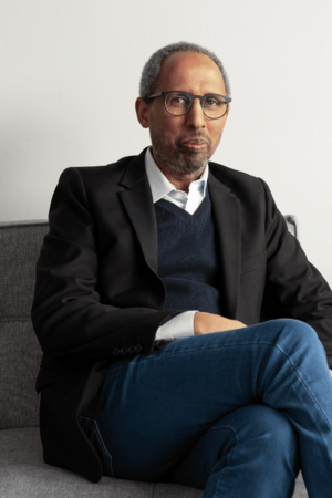  Jonas Elias