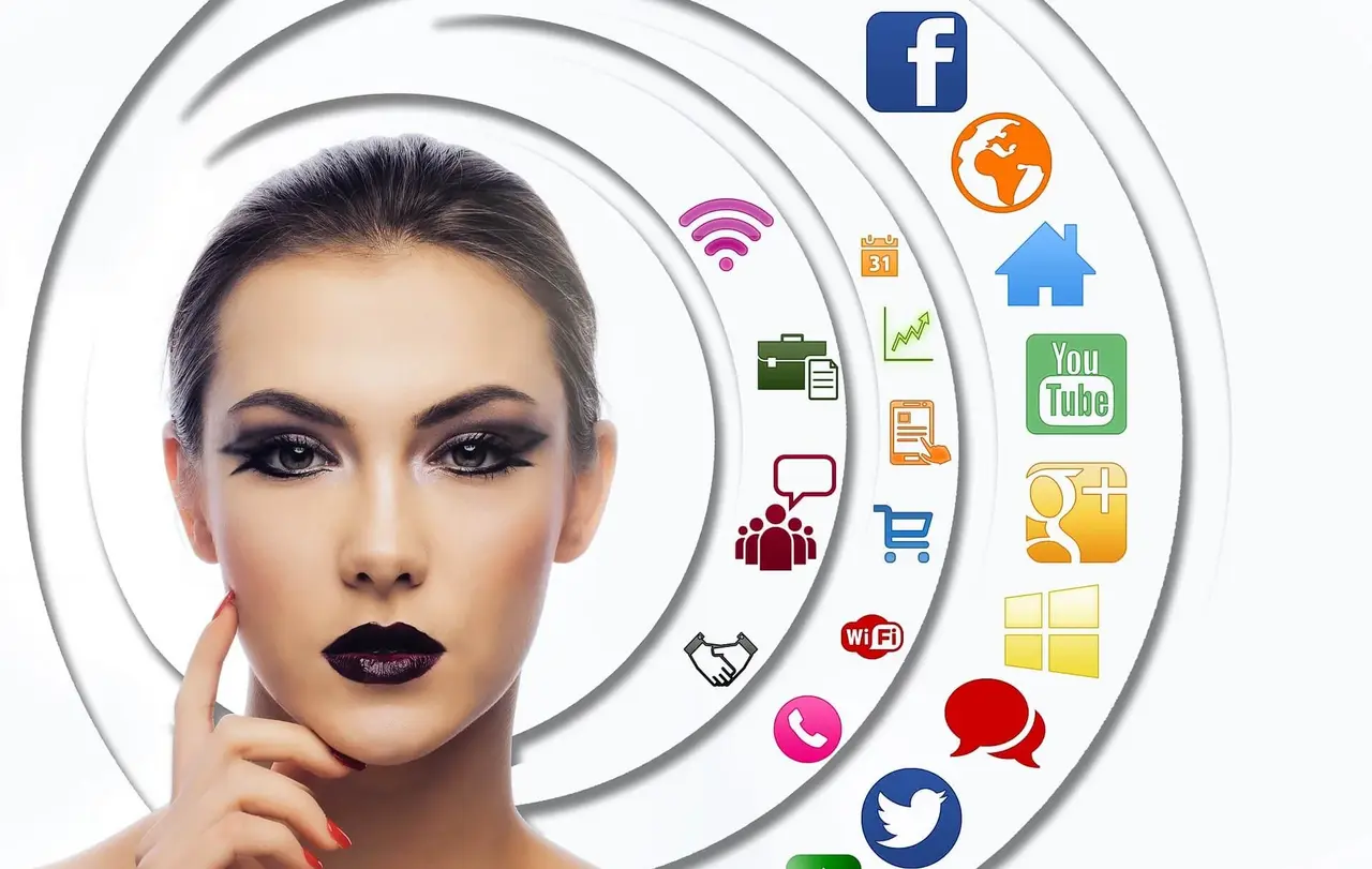 Wie können die eigenen Social Media-Beiträge noch reichweitenstärker werden? Auf diese Frage gibt es professionelle Antworten beim BootCamp des Evangelischen Jugendwerks in Württemberg (EJW).