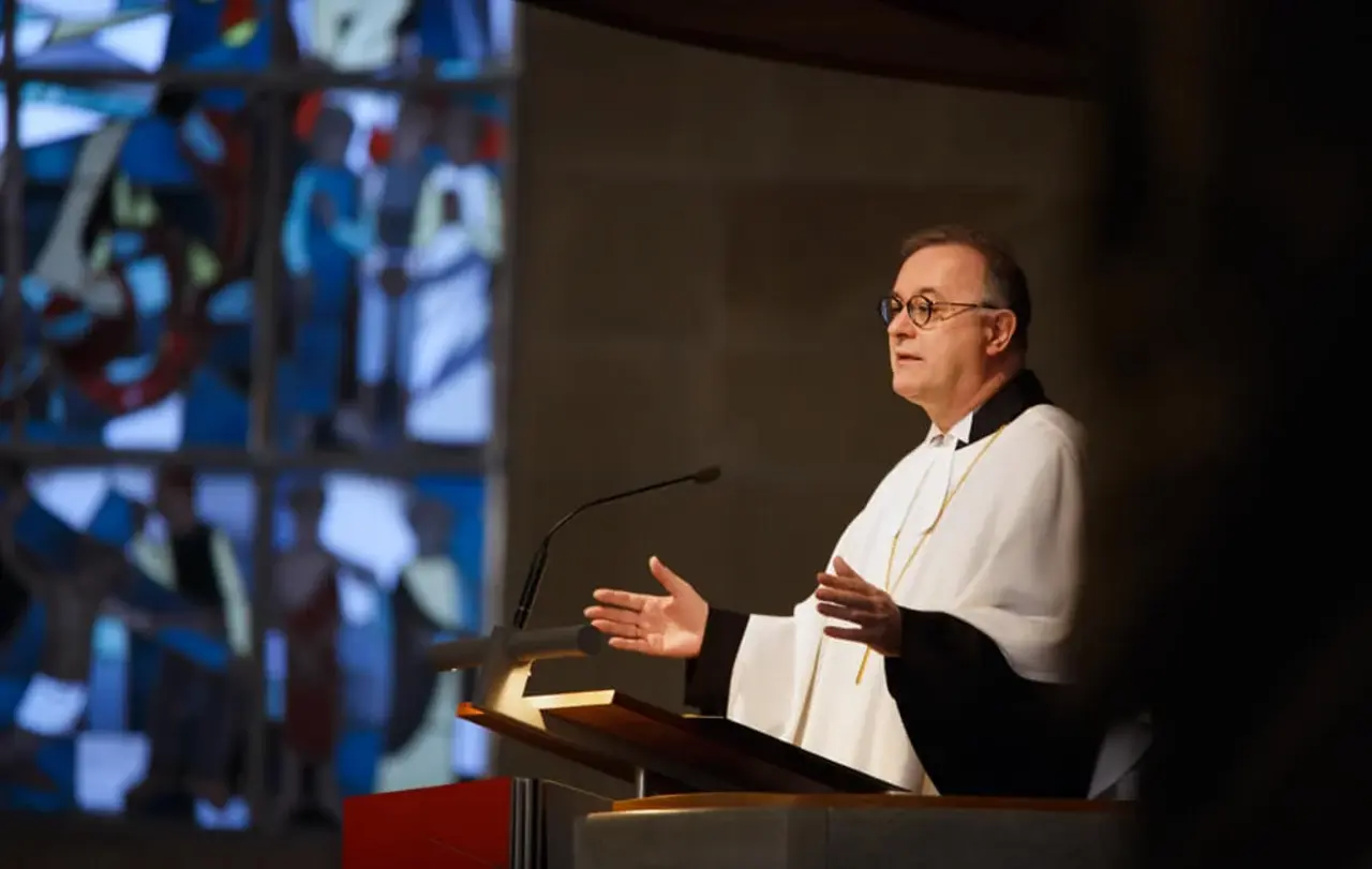 Landesbischof Frank Otfried July