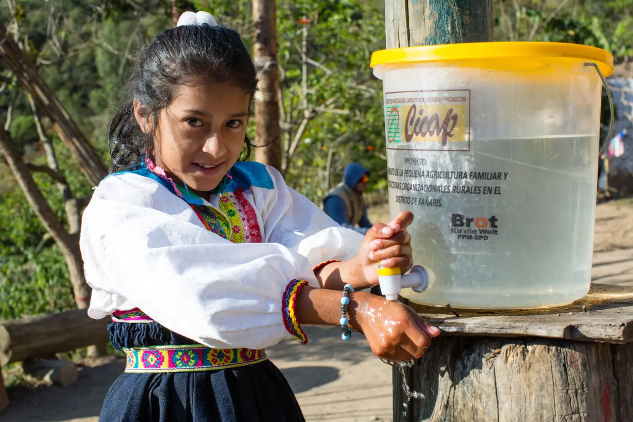 Die Kleinbauern in Pandachí und ihre Familien haben jetzt ausreichend Wasser. Sie haben mit CICAP, einem Partner von für Brot für Welt, ein einfaches, aber funktionierendes Bewässerungssystem errichtet.