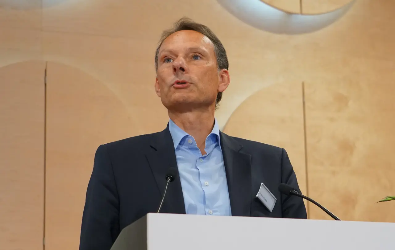 Finanzdezernent Oberkirchenrat Dr. Martin Kastrup