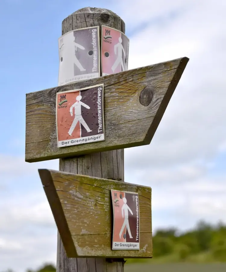 Wanderweg „Der Grenzgänger“ an der ehemaligen innerdeutschen Grenze bei Trappstadt.