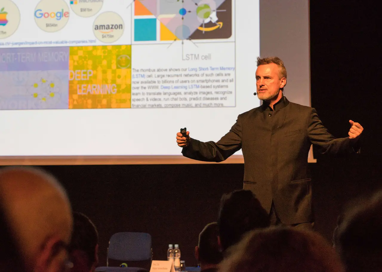 Prof. Dr. Jürgen Schmidhuber, Direktor des „Dalle-Molle-Forschungsinstitut für Künstliche Intelligenz“ in der Schweiz.