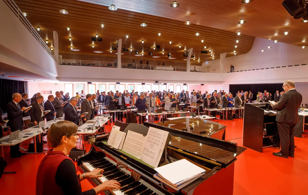 Andacht zur Eröffnung der Herbsttagung der 15. Landessynode: Am 1. Dezember sind rund 1,75 Millionen Evangelische in Württemberg dazu aufgerufen, die 16. Landessynode zu wählen.