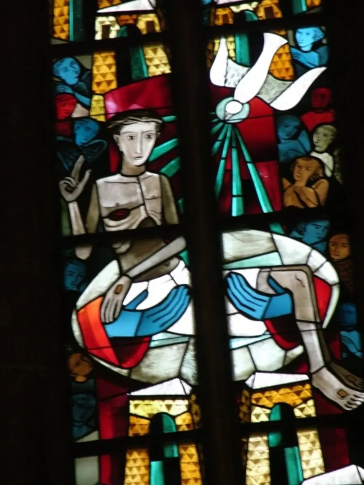"Drei-Einig-Keit": Glasfenster von Wolf-Dieter Kohler in der Stuttgarter Leonhardskirche