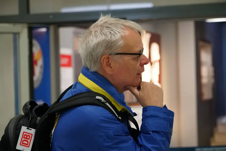 Siegfried Gleich im Stuttgarter Hauptbahnhof.